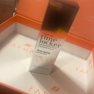 Farmasi make up time locker